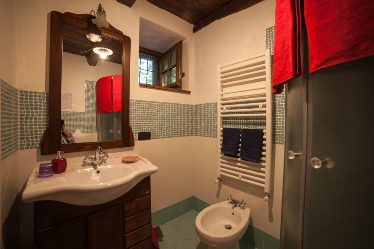 La Vecchia Casa Rosa Apartment Cannero Riviera Bagian luar foto